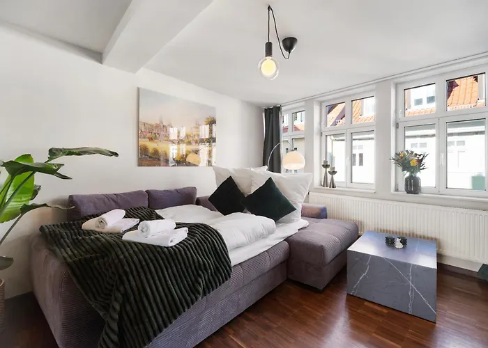 アパート Domsuite